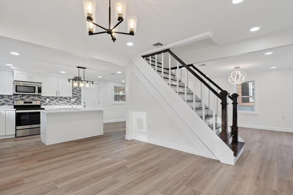 24 Railroad St - Photo 1