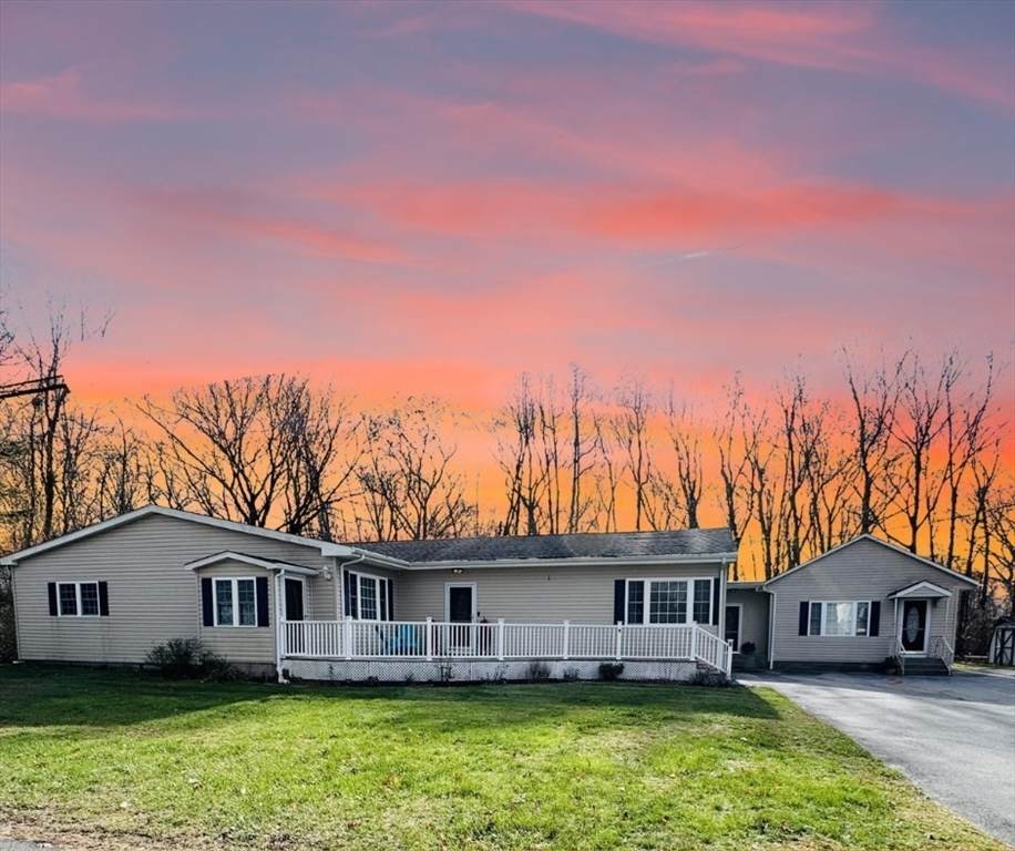 9 Register Ave - Photo 1