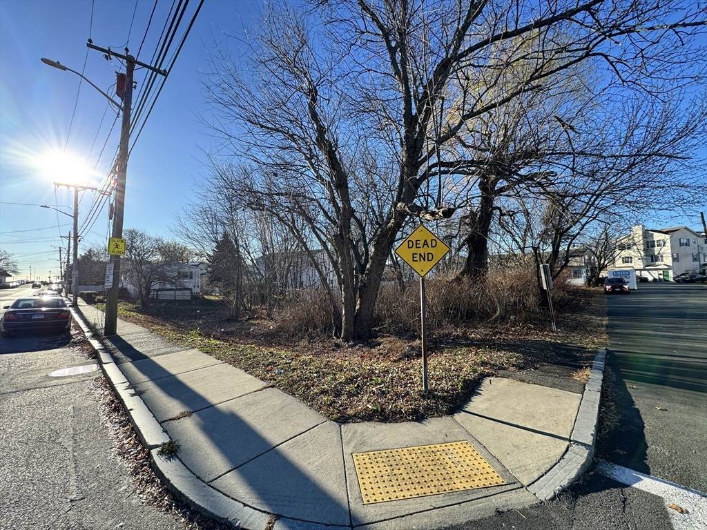 6 and 14 Beverly - Photo 1