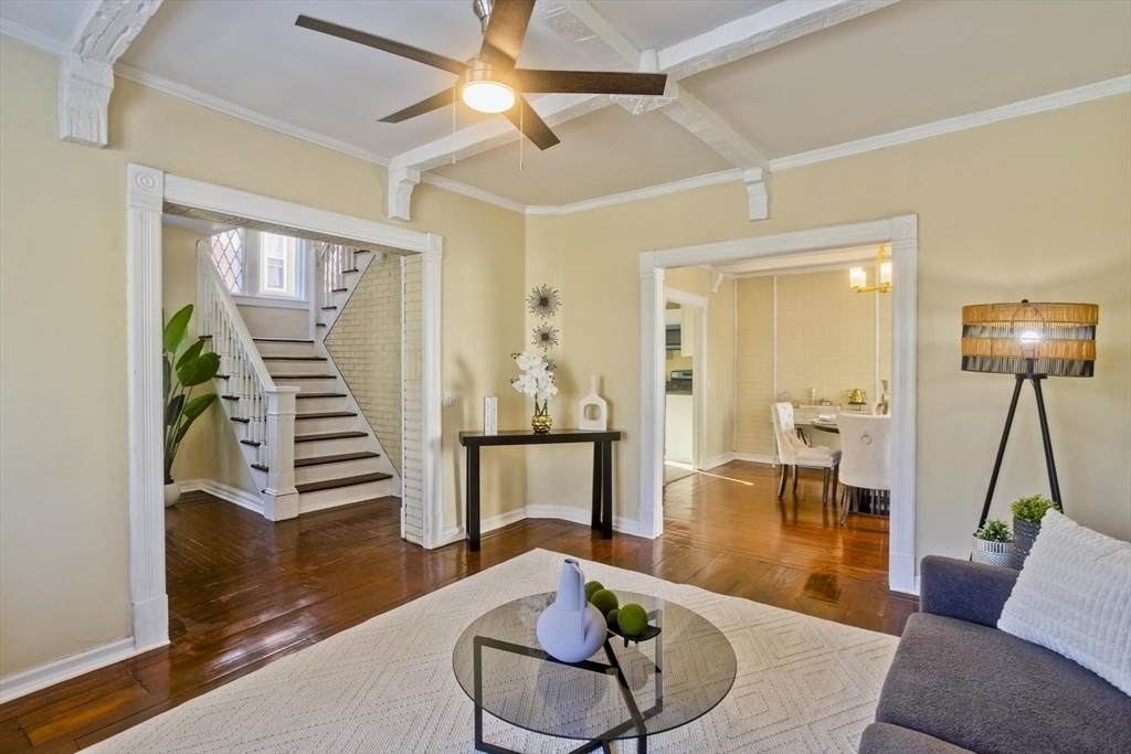 30 Parkwood St - Photo 1