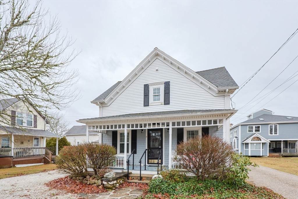 4 Roosevelt St - Photo 1