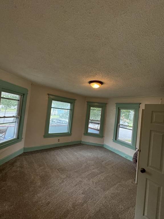 735 Belmont St - Photo 1