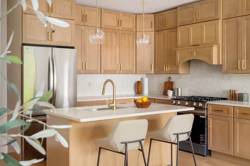 95 Addison Street - Photo 1