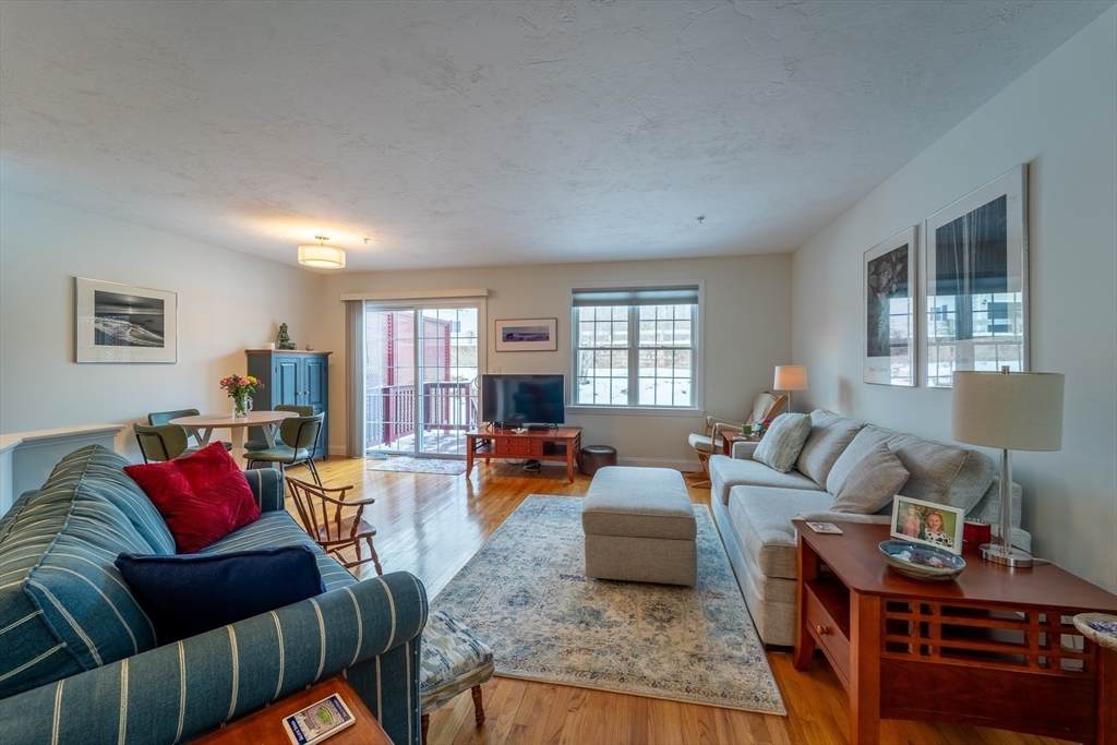 17 Village Way - Photo 1