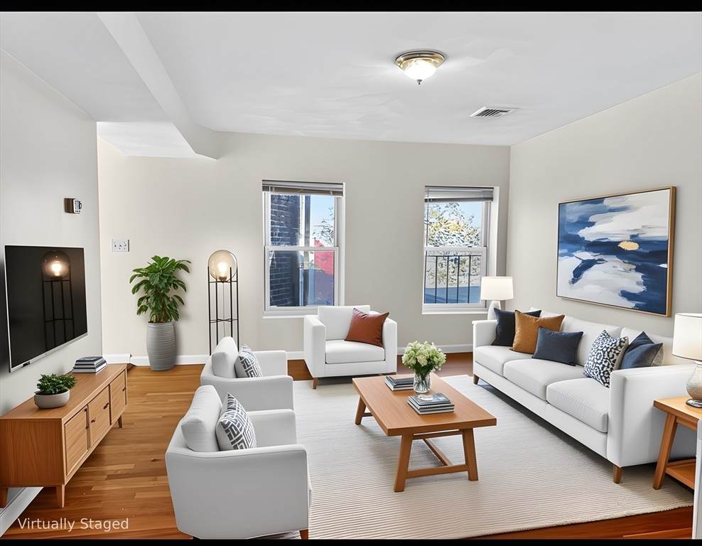 12 Paris Street - Photo 1