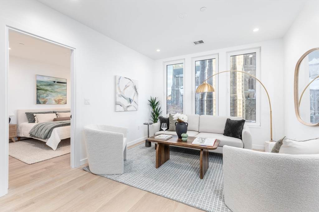 1395 Washington Street - Photo 1