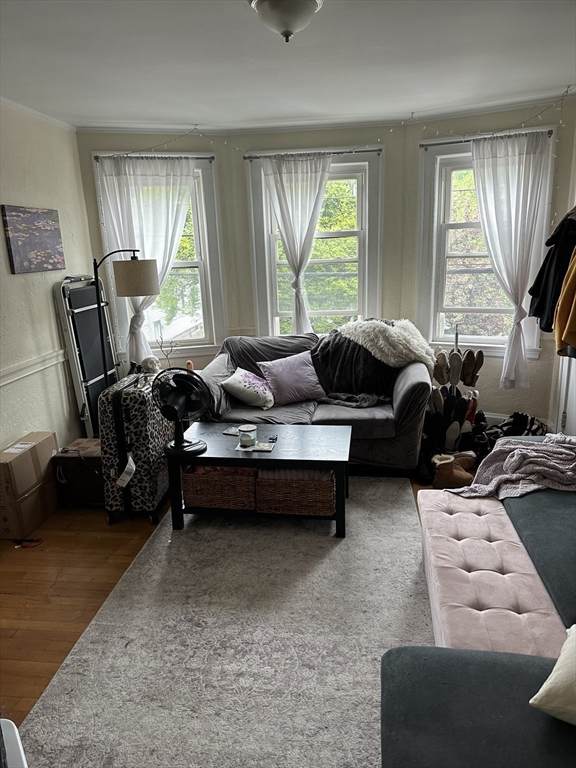 58 Brock St - Photo 1
