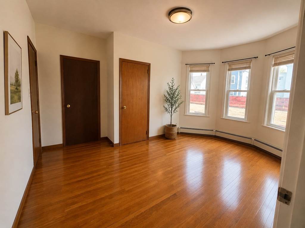 417-419 Ferry Street - Photo 1