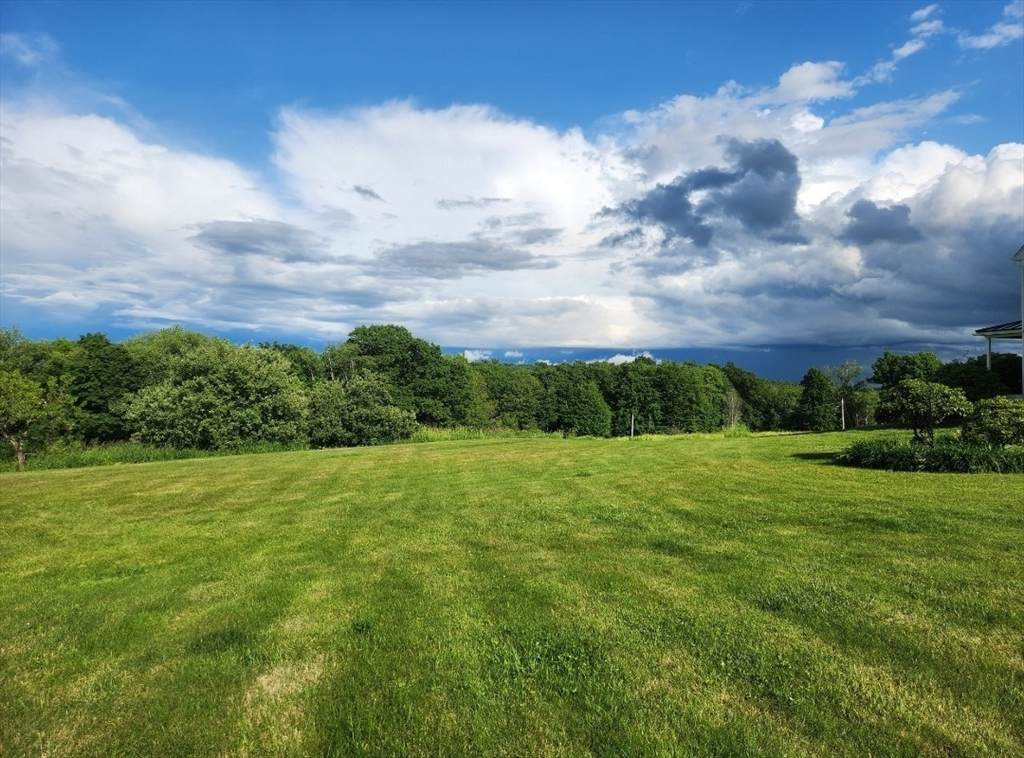 94 E Charlton Rd - Photo 1