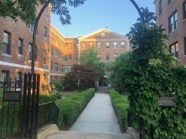 66 Queensberry Street - Photo 1