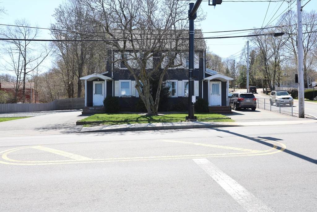 150 Neponset St - Photo 1