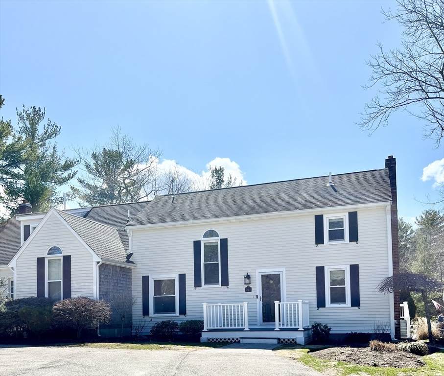 14 Cedarledge Vlg - Photo 1