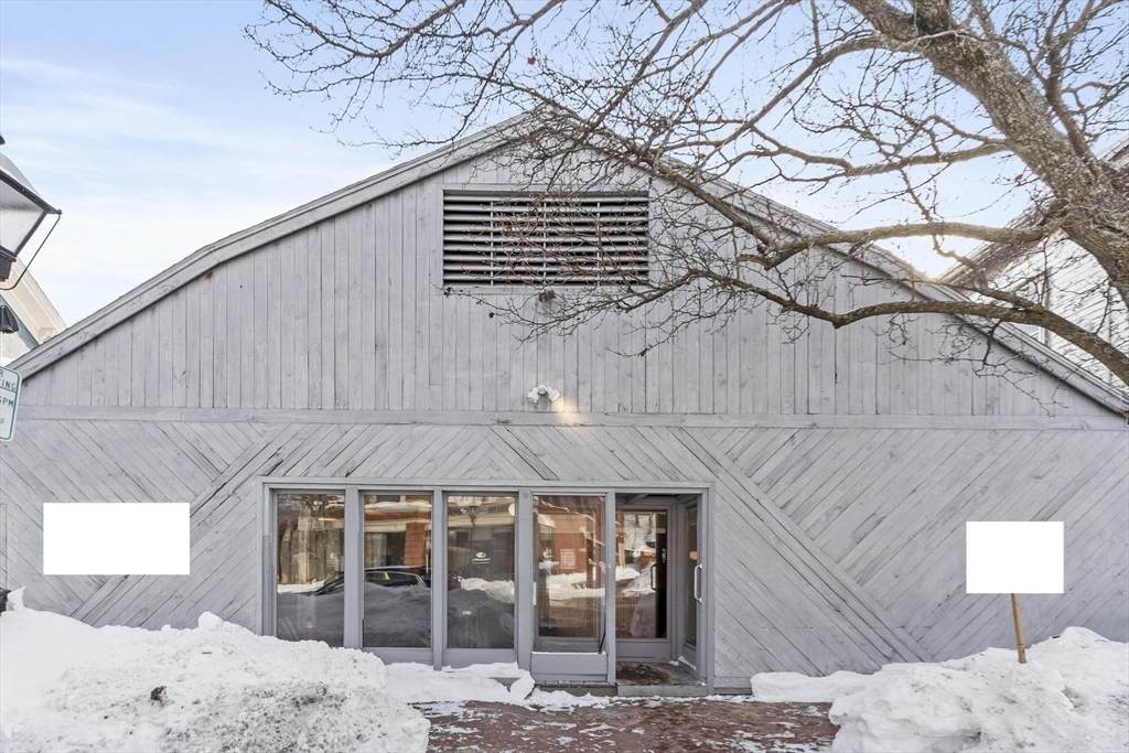 777 Confidential - Photo 1