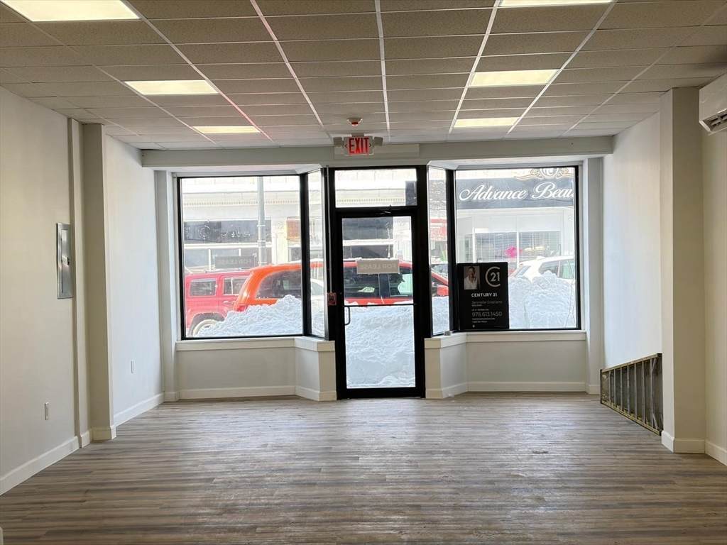 13 Newbury St - Photo 1