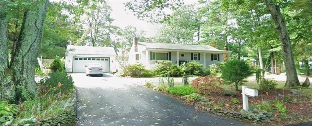 827 Pike Ave - Photo 1