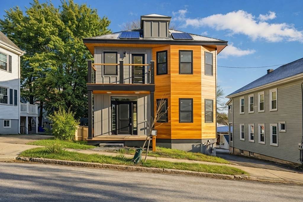 7 Park Ave Ext - Photo 1