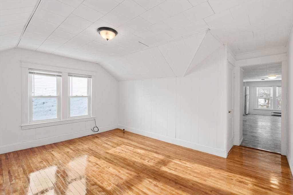 9 Elmwood St - Photo 1