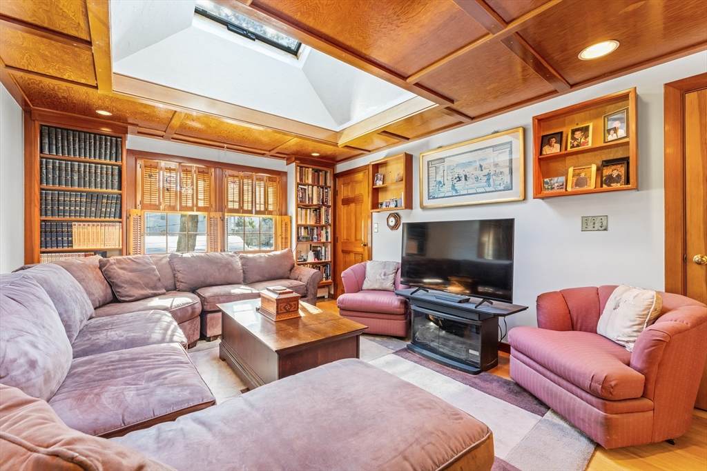 6 Ramsdell - Photo 1