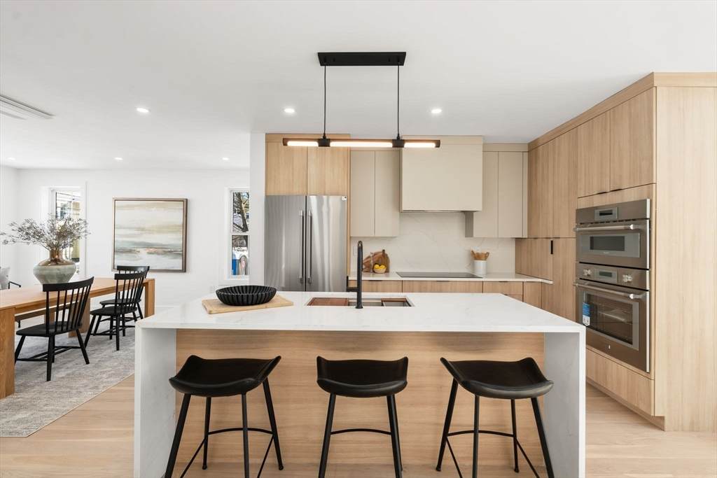298 Cabot - Photo 1