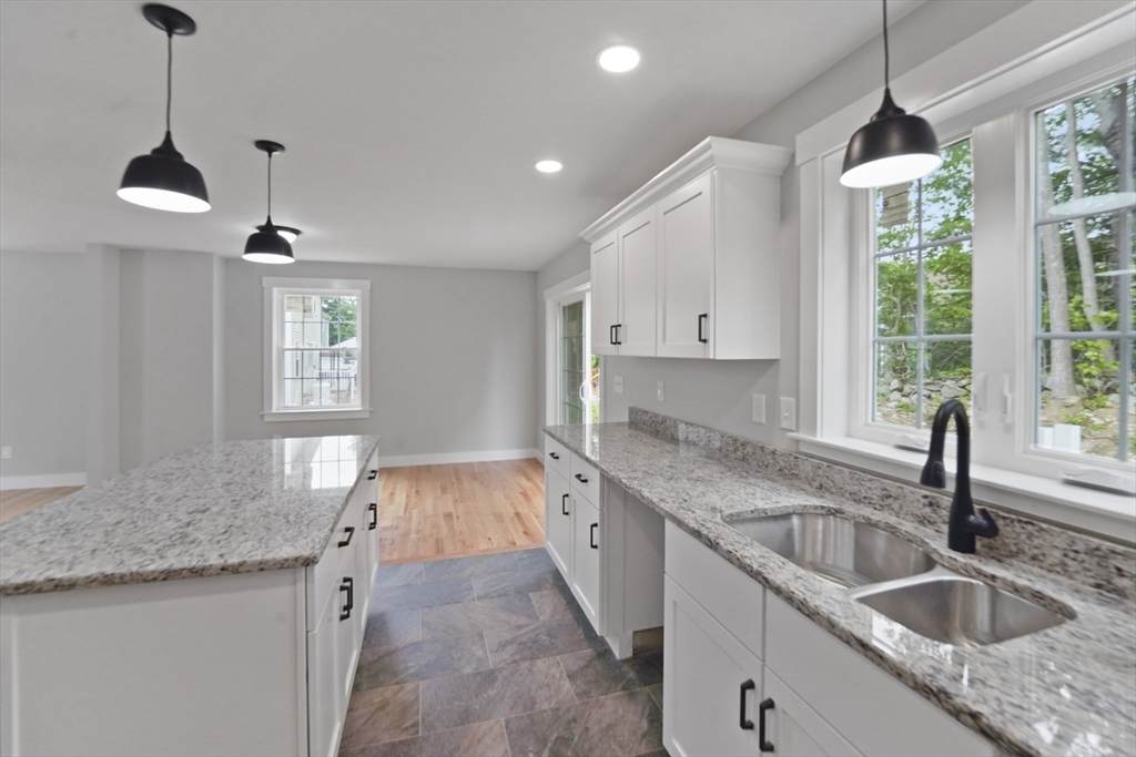 13 Stephanie Drive - Photo 1