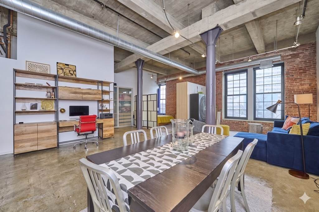 251 Heath St - Photo 1