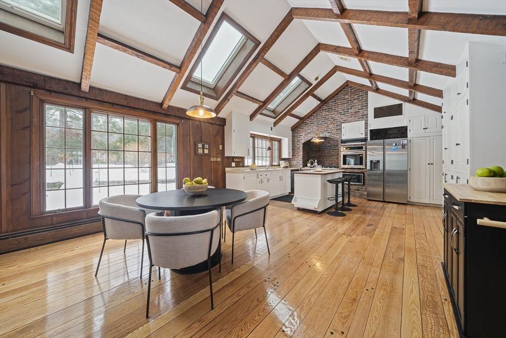 8 Conway Ln - Photo 1