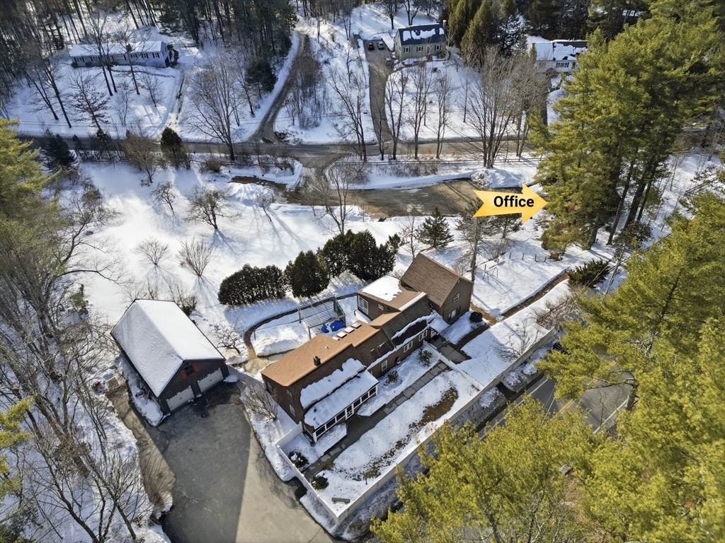 25 Pepperell Road - Photo 1