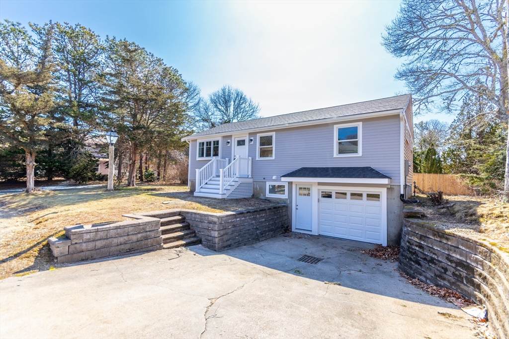 24 Weatherglass Ln - Photo 1
