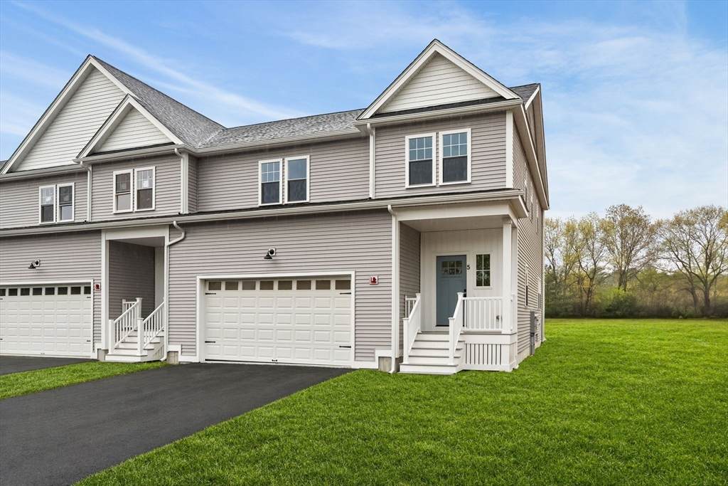 1 Whitman Circle - Photo 1