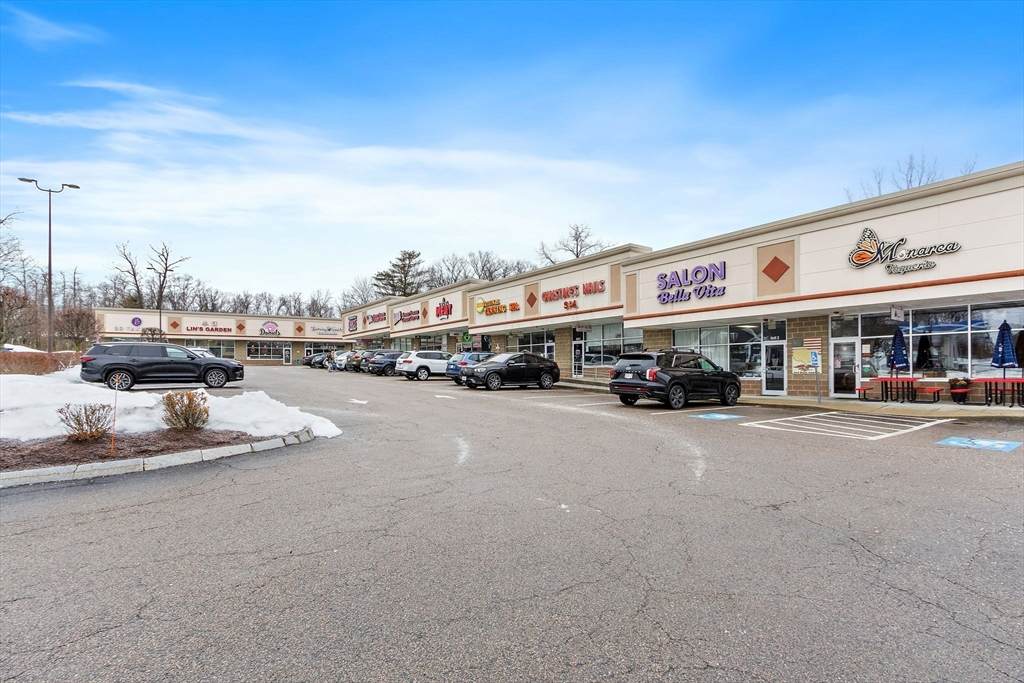 206 East Main St - Photo 1