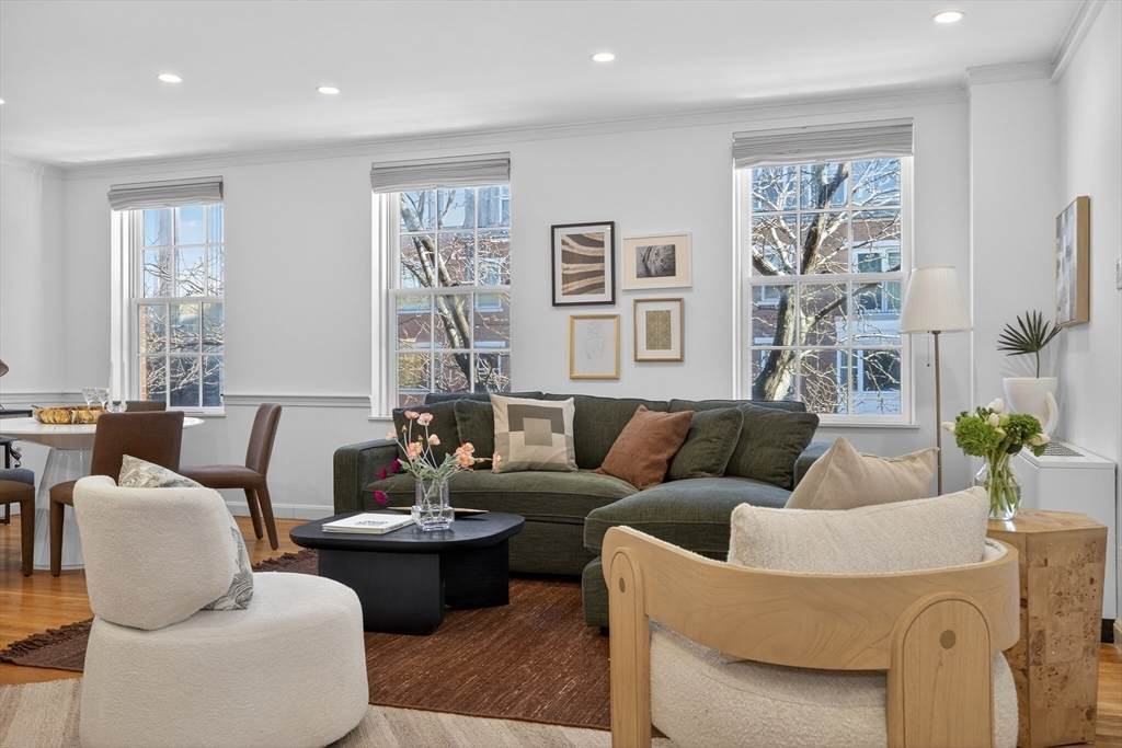 17 Bowdoin St - Photo 1
