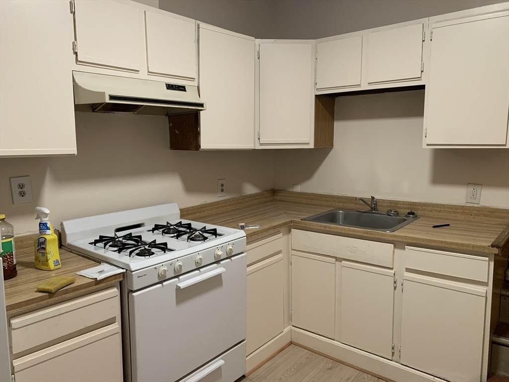 226 Brightman - Photo 1