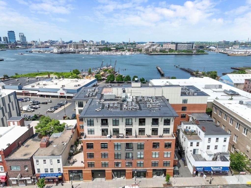 250 Meridian St - Photo 1