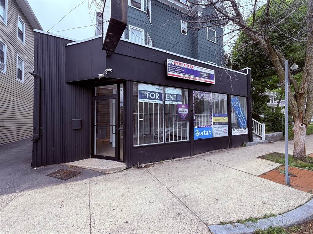 70-72 Broadway Street - Photo 1