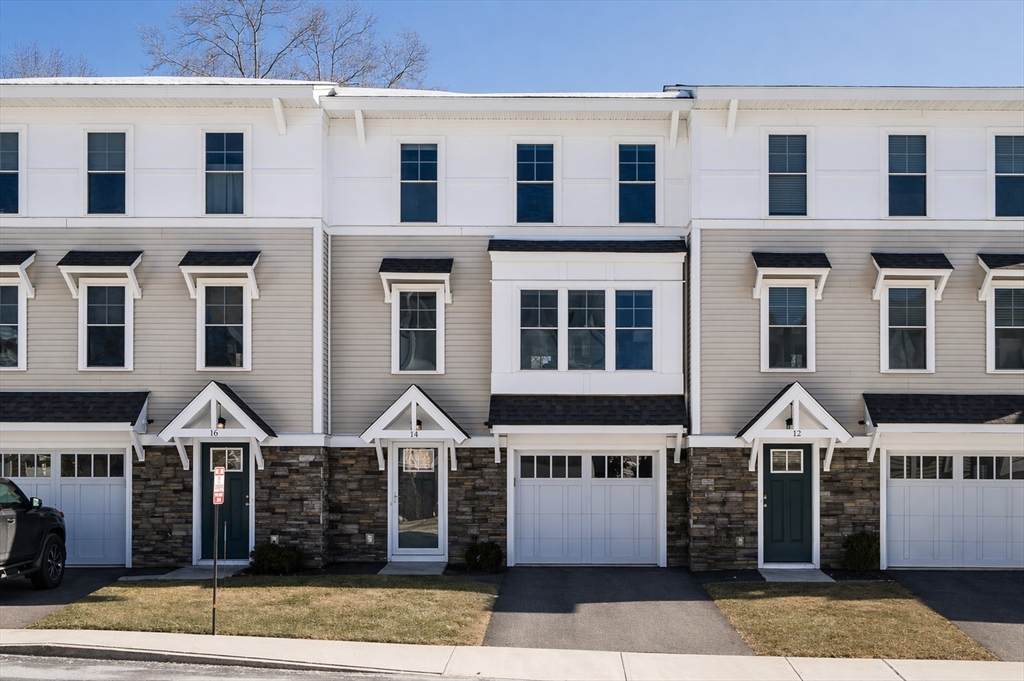14 Hines Way - Photo 1