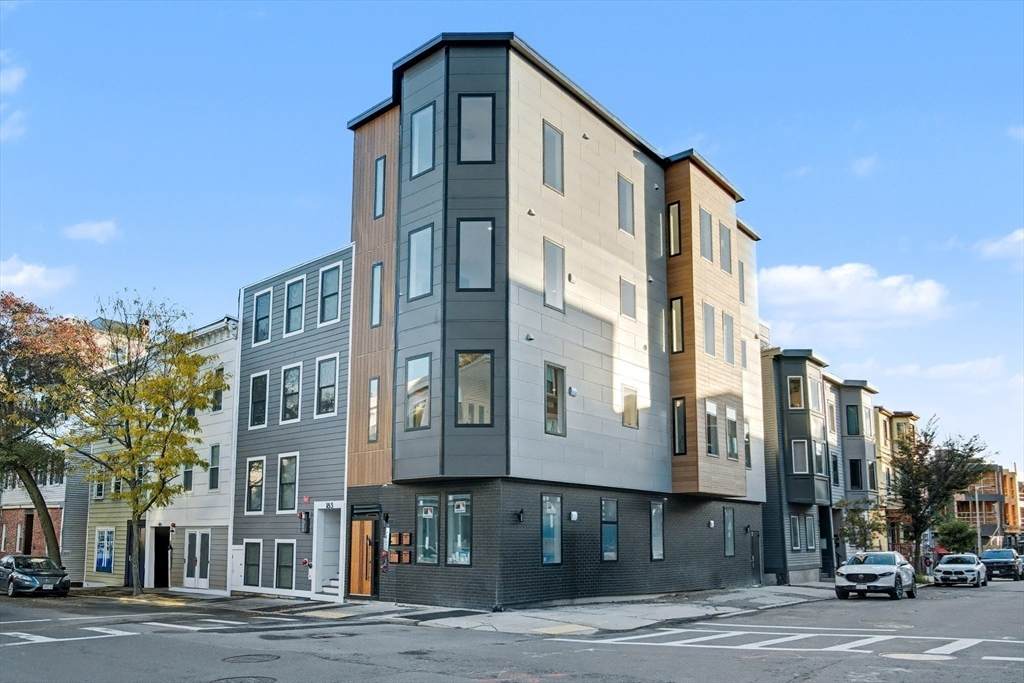 181 Maverick Street - Photo 1