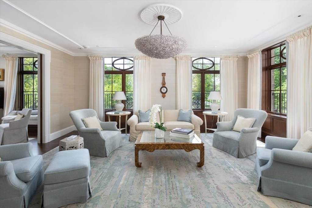 250 Boylston St - Photo 1