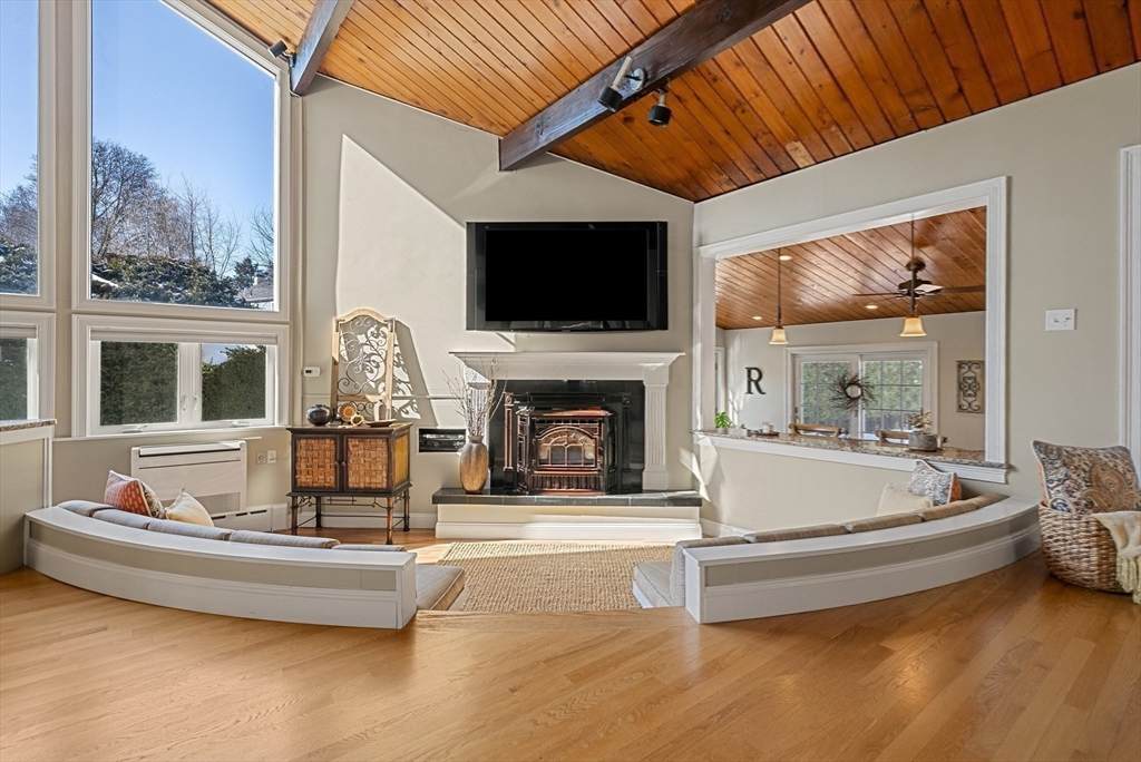384 Brighton Street - Photo 1