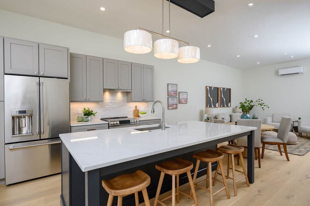 21 Tanglewood Road - Photo 1