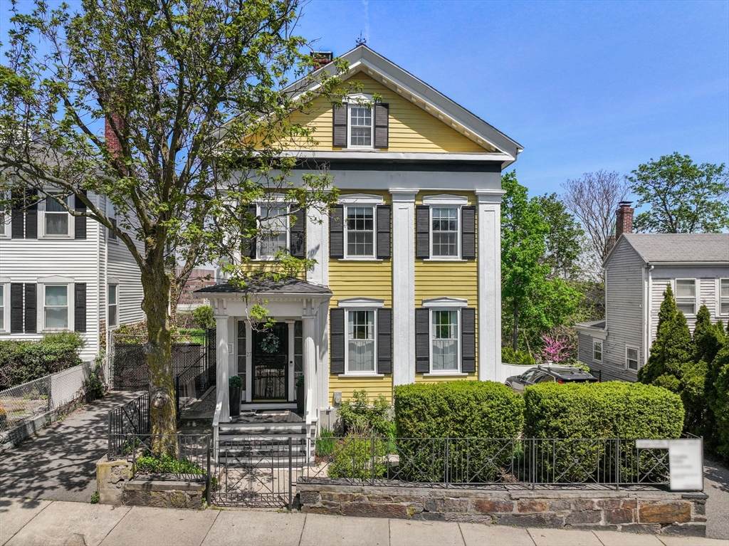 27 Saint James St - Photo 1
