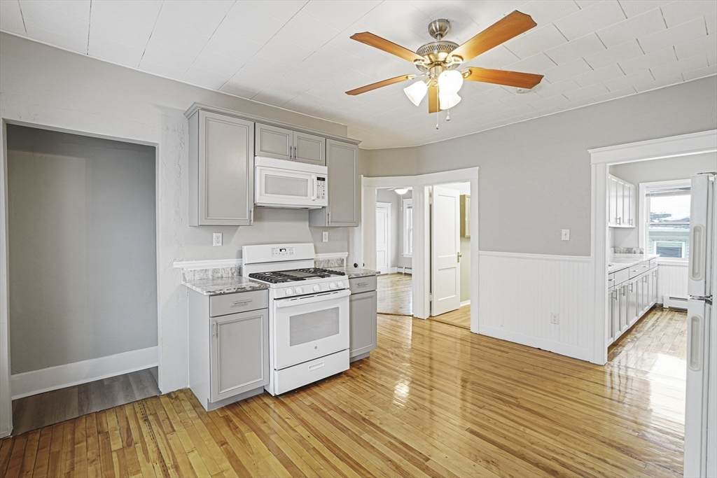 10 Ellsworth St - Photo 1