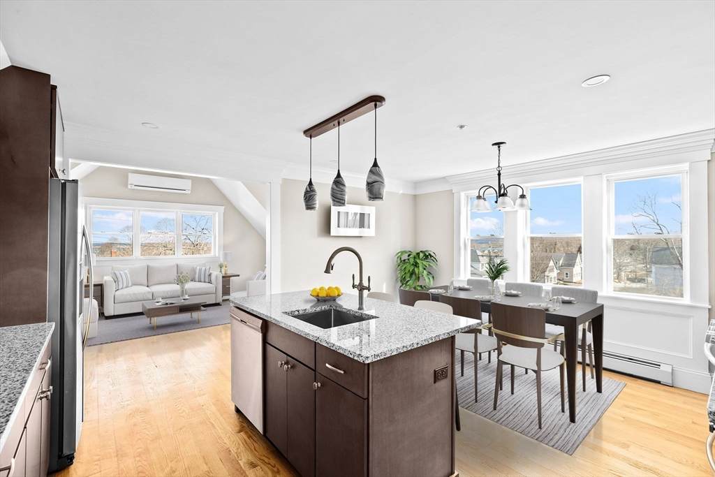 31 Mayflower St - Photo 1