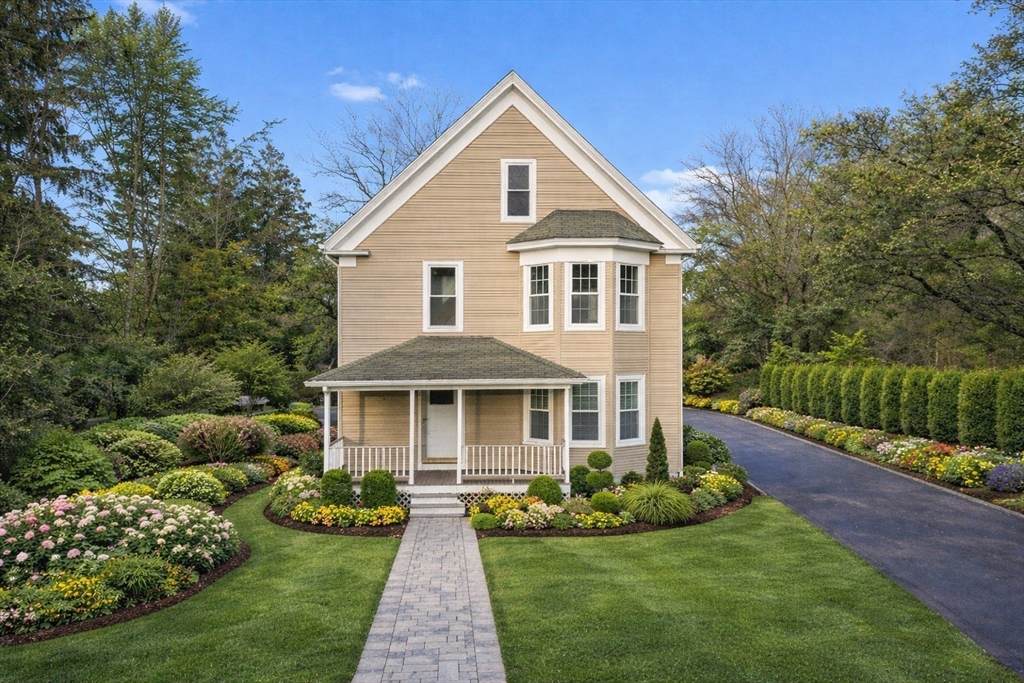 10 Charles St - Photo 1