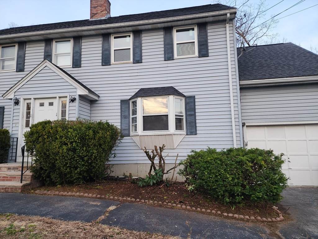 18 Tobin Ave - Photo 1