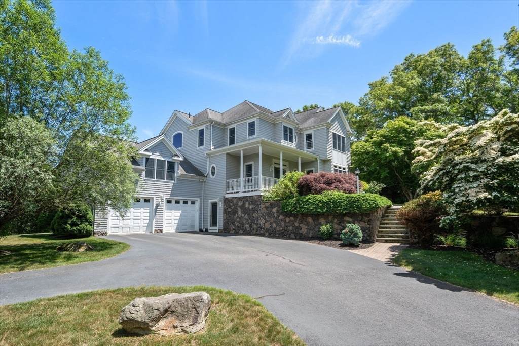 318 Center Hill Rd - Photo 1