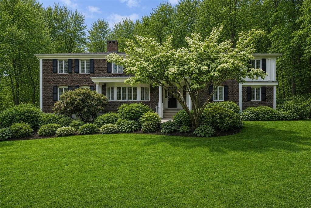 172 Country Drive - Photo 1