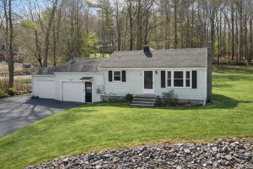 511 E County Rd - Photo 1