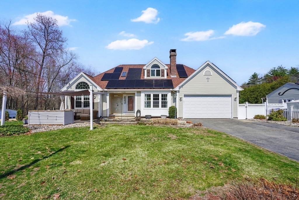 1542 S Branch Pkwy - Photo 1
