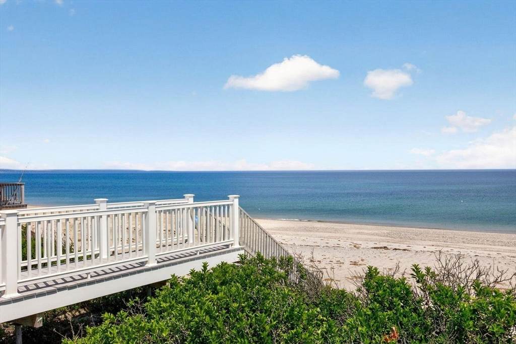 16 Salt Marsh Road - Photo 1