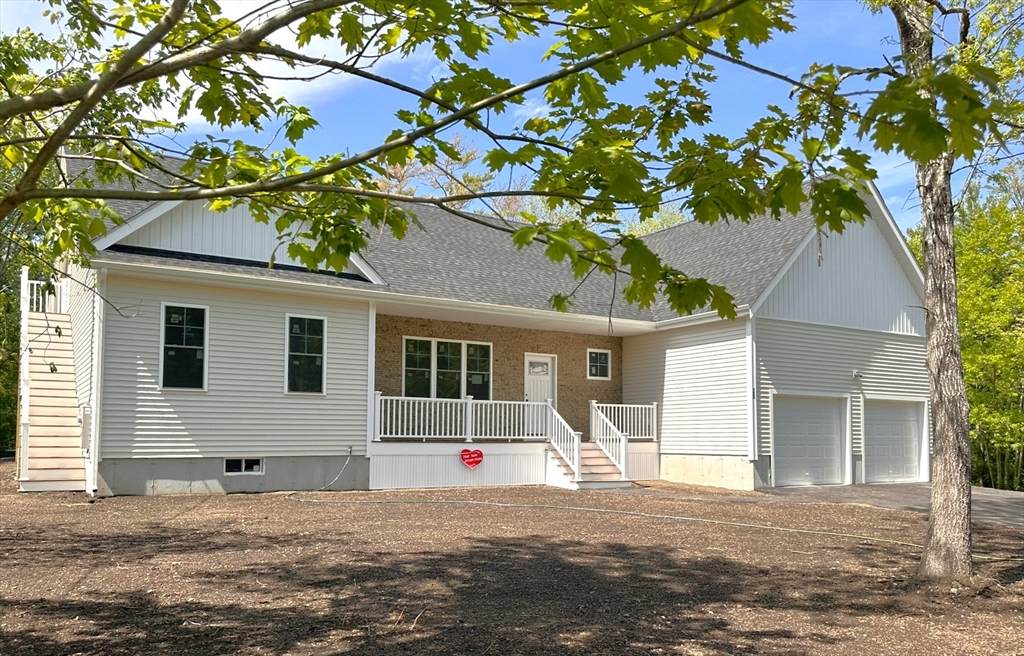 26 James Ave - Photo 1